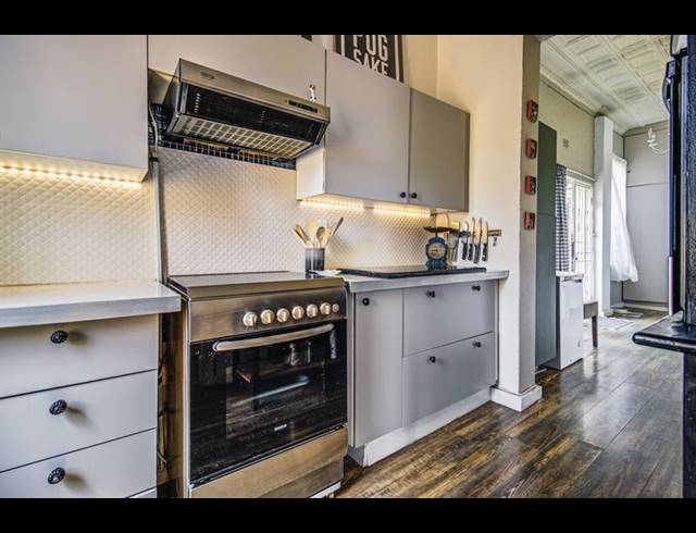 3 BEDROOM HOUSE FOR SALE IN KENSINGTON